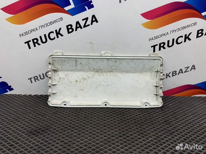 5010428396 Крышка проводов кабины Renault Magnum