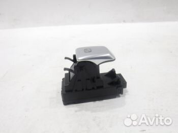 Кнопка стояночного тормоза