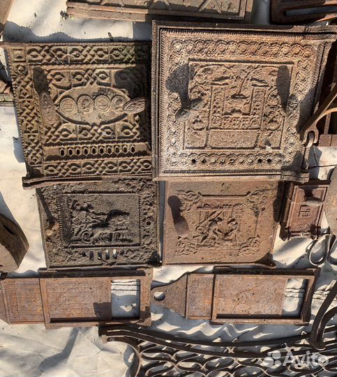 Старинные антикварные предметы из чугуна