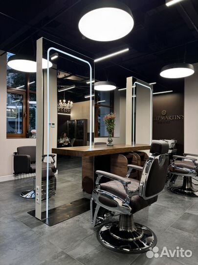 Работа в салоне красоты мастером