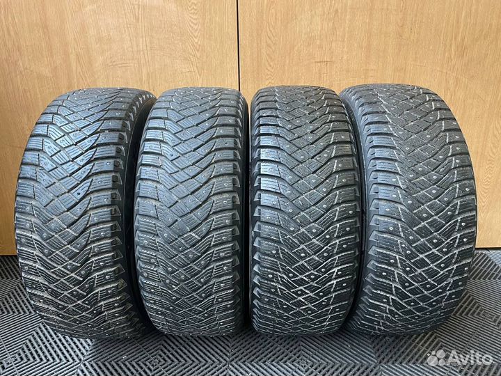 Goodyear UltraGrip Arctic 2 235/55 R18