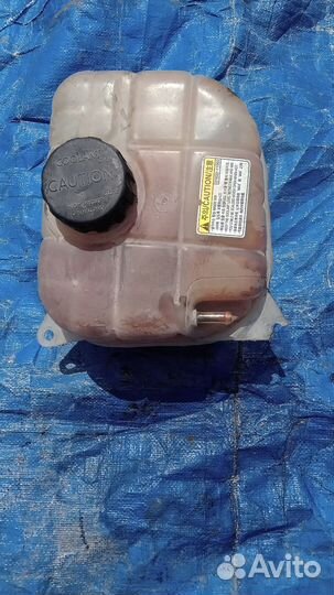 Ssangyong Rexton 2 2.7Xdi расширительный бачок