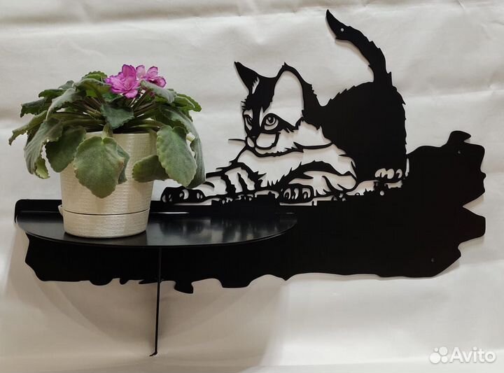 Полка настенная для цветов