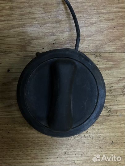 Крышка топливного бака Mercedes C-Class W204