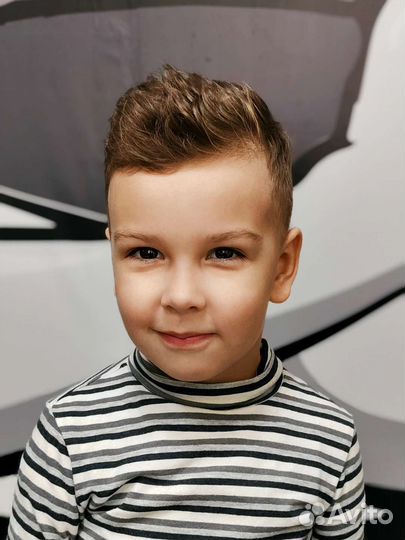 Стрижки, прически