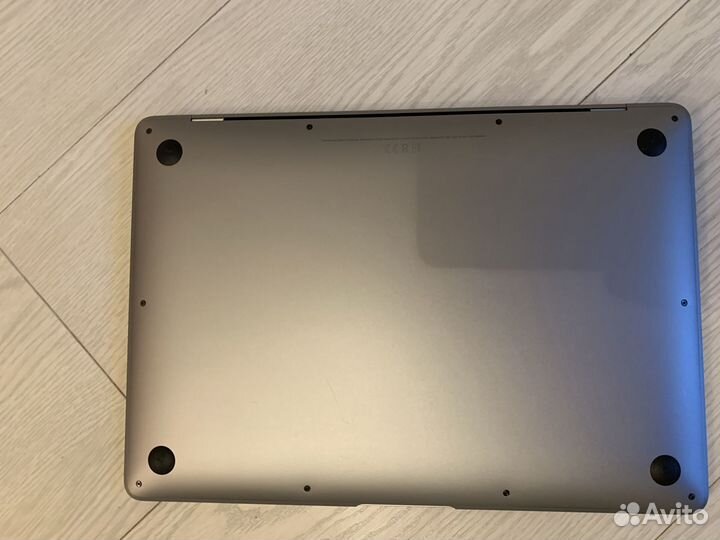 Apple MacBook Air 13