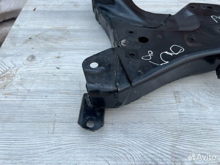 Подрамник передний Mitsubishi Lancer 9