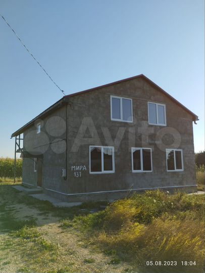 Дом 200 м² на участке 6 сот.