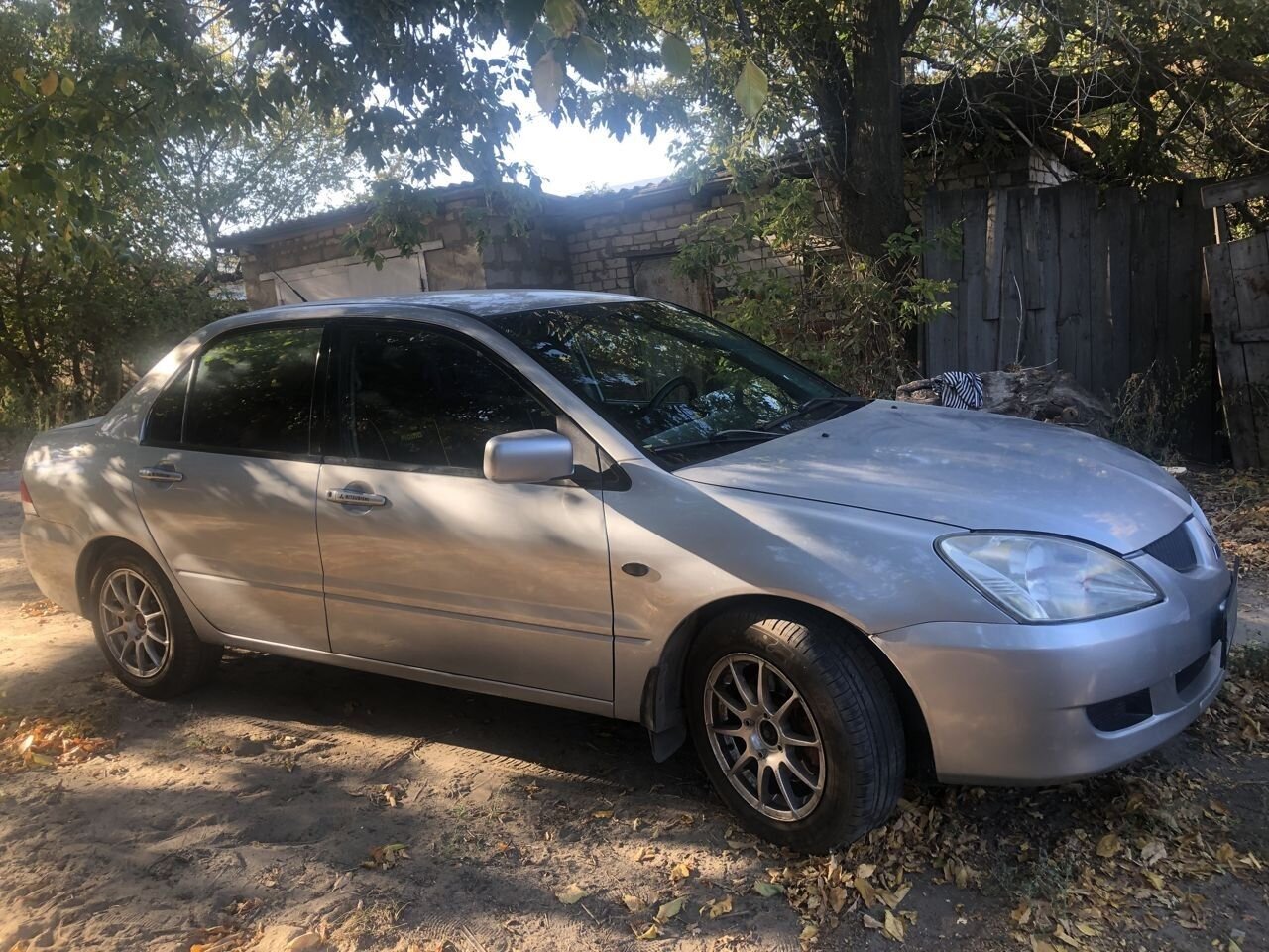 Mitsubishi Lancer: фото владельца