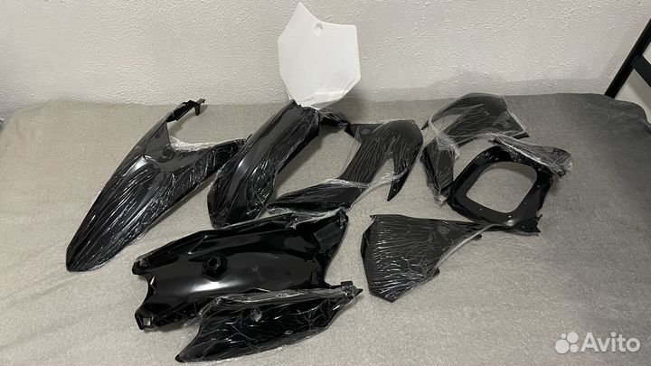 Комплект пластика на эндуро