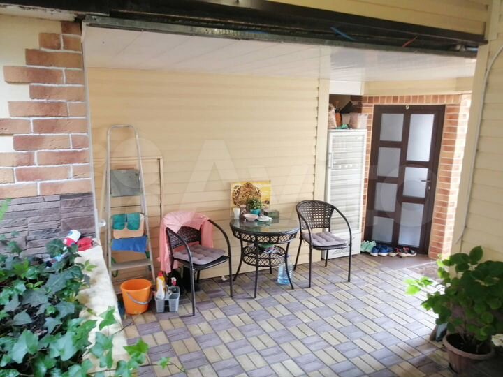 Дом 200 м² на участке 3 сот.