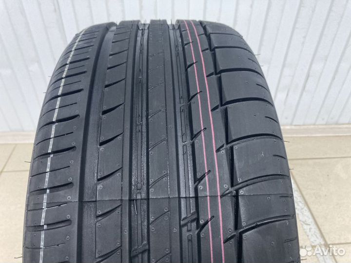 Triangle TH201 235/40 R18 95Y