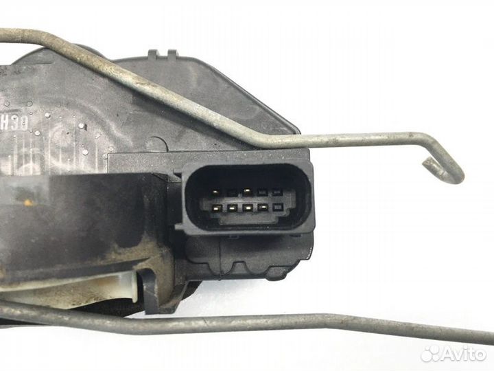 Замок двери передний правый Chevrolet Cruze седан