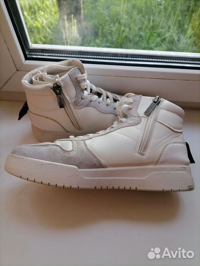 Кроссовки женские 38 размер