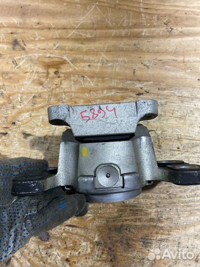 Подушка двигателя левая Volvo S80 AS98 B6324S 2007