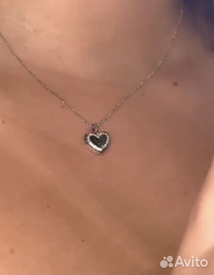 Подвеска из белого золота с бриллиантами Bendes