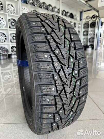 Ikon Tyres Nordman 7 215/65 R16