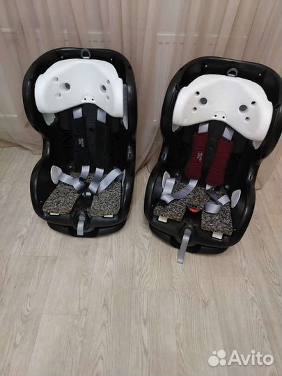 Britax romer trifix 2 i size 9-22 Burgundy