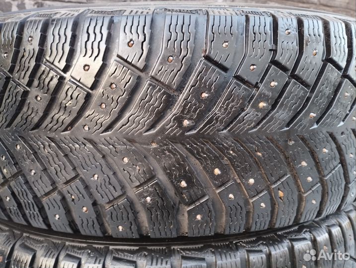 Michelin X-Ice North 4 SUV 225/65 R17 106T