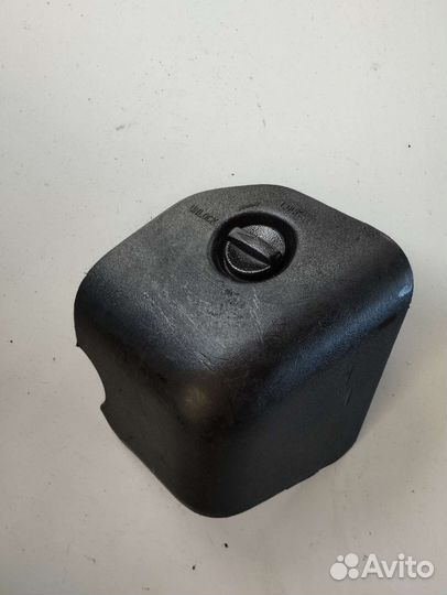 Крышка багажника правая Паджеро 4