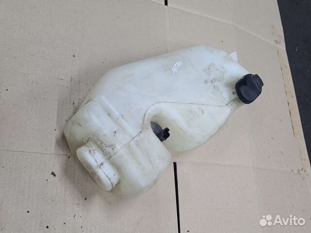 Бачок омывателя стекла Renault Logan 1 2005-2014