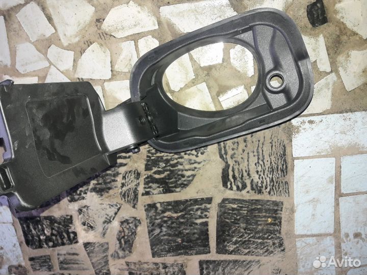 Люк бензобака audi Q7