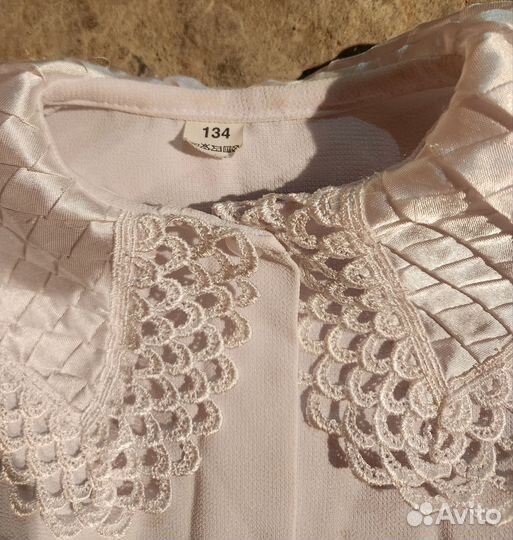 Цена за 2 шт. Детские блузки школьные белые