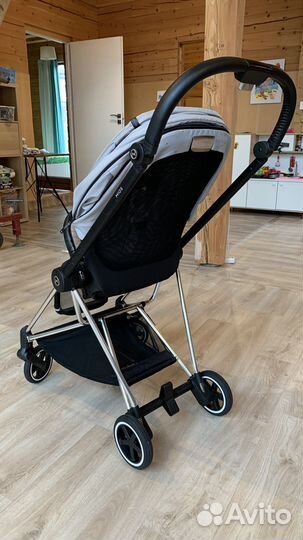 Коляска прогулочная Cybex Mios Platinum Chrome
