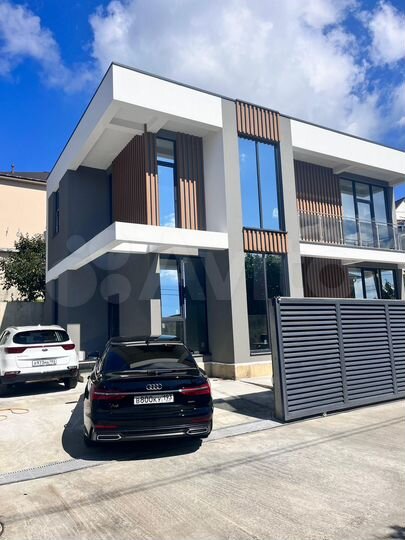 Коттедж 179,2 м² на участке 3 сот.