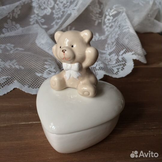 Шкатулка с мишкой керамика