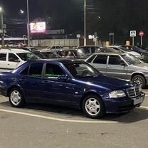 Mercedes-Benz C-класс 1.8 MT, 1999, 290 000 км, с пробегом, цена 570 000 руб.