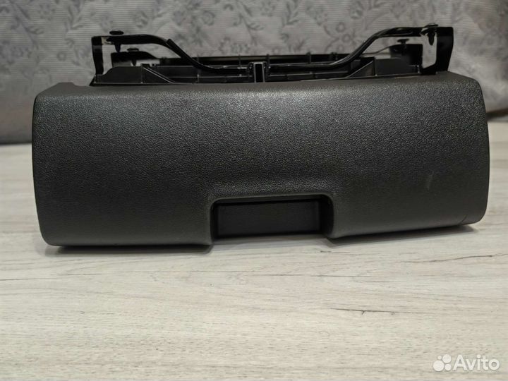 Ящик под сиденье Opel