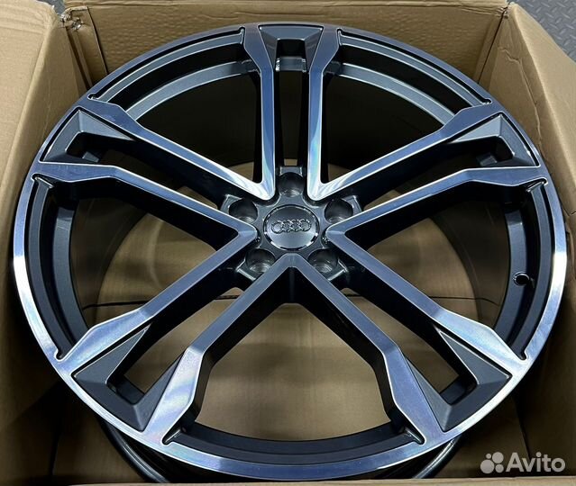 Диски на Audi A8 Ауди А8 R22