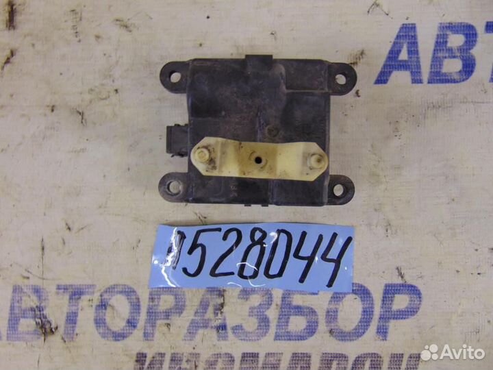 Моторчик заслонки печки для Nissan Primera 3 2002