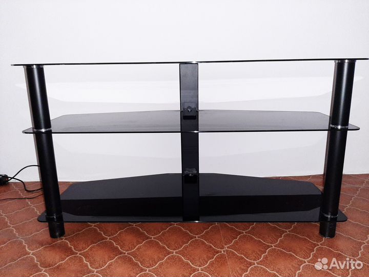 Тумба под телевизор