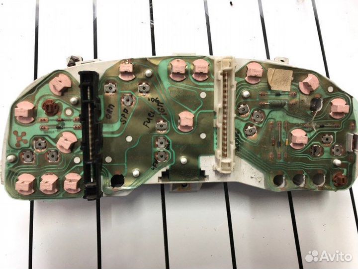 Приборная панель Ford Mondeo