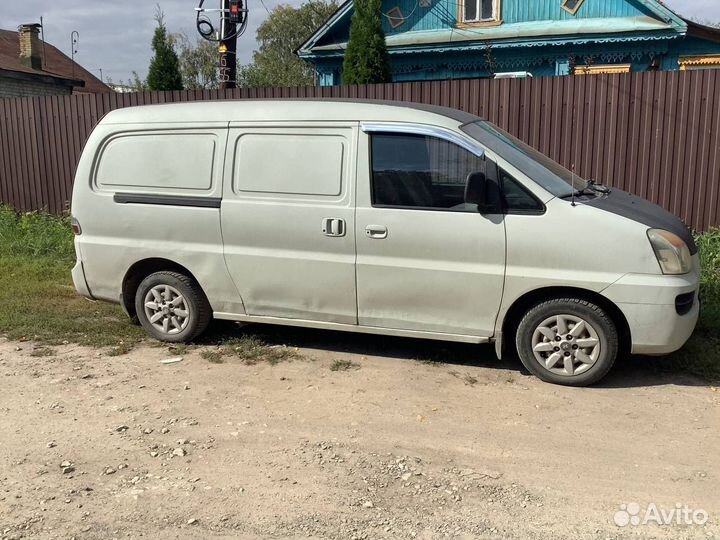 Hyundai Starex 2.5 AT, 2007, 222 000 км