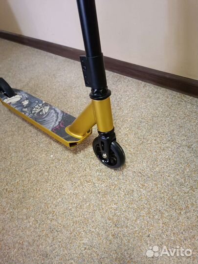 Трюковой самокат