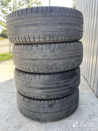 Nokian Tyres Hakka Black 2 SUV 215/65 R16