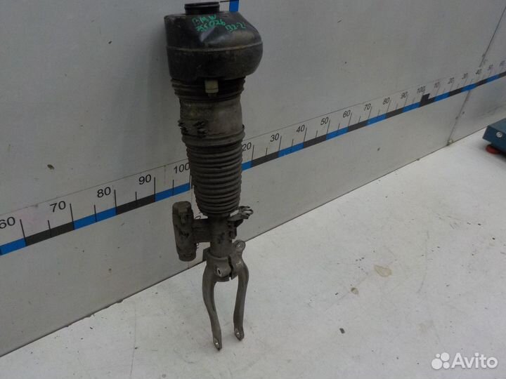 Амортизатор задний на BMW 7 37107915946