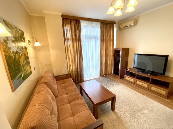 2-к. квартира, 60 м², 3/6 эт.