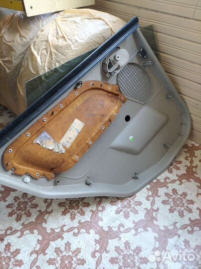 Ford fiesta mk5 обшивка двери задняя правая