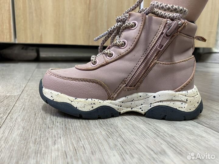 Детские ботинки для девочки