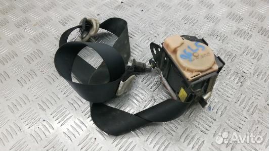 Ремень безопасности с пиропатроном сиденья передне