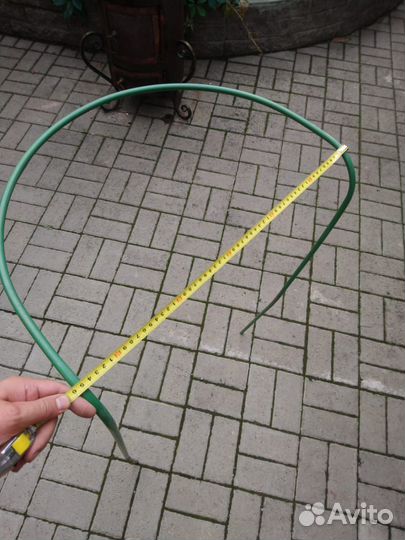 Кустодержатель