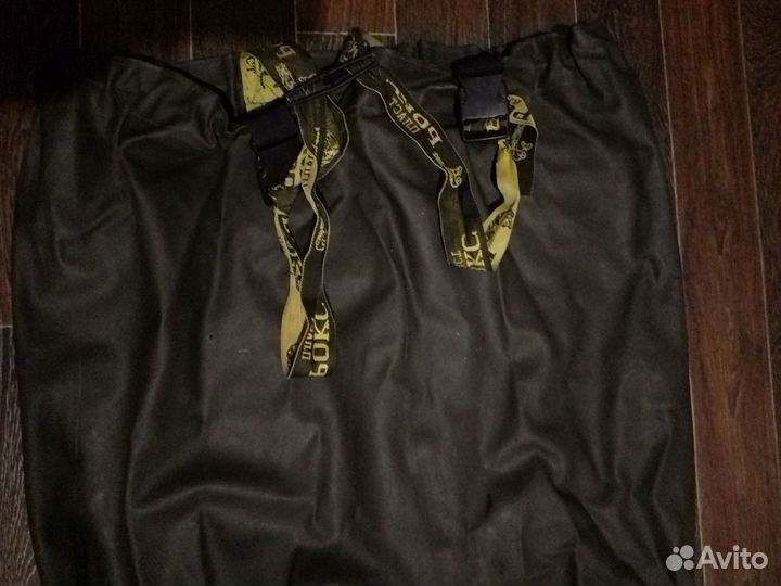 Брюки и сапоги резиновые для рыбалки