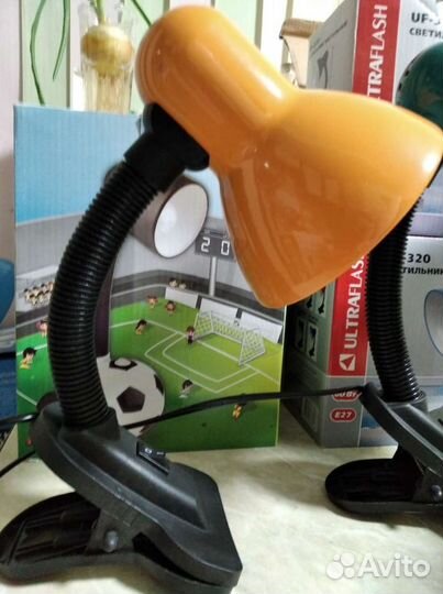 Лампа настольная