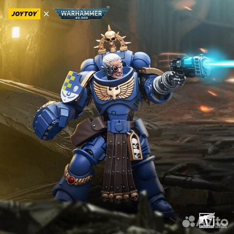 JoyToy Warhammer 40k Ultramarines Lieutenant