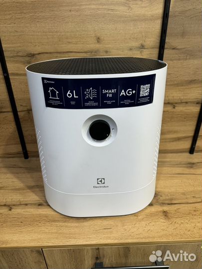 Очиститель воздуха Electrolux EHW-600