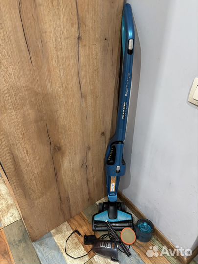 Вертикальный пылесос на запчасти Philips